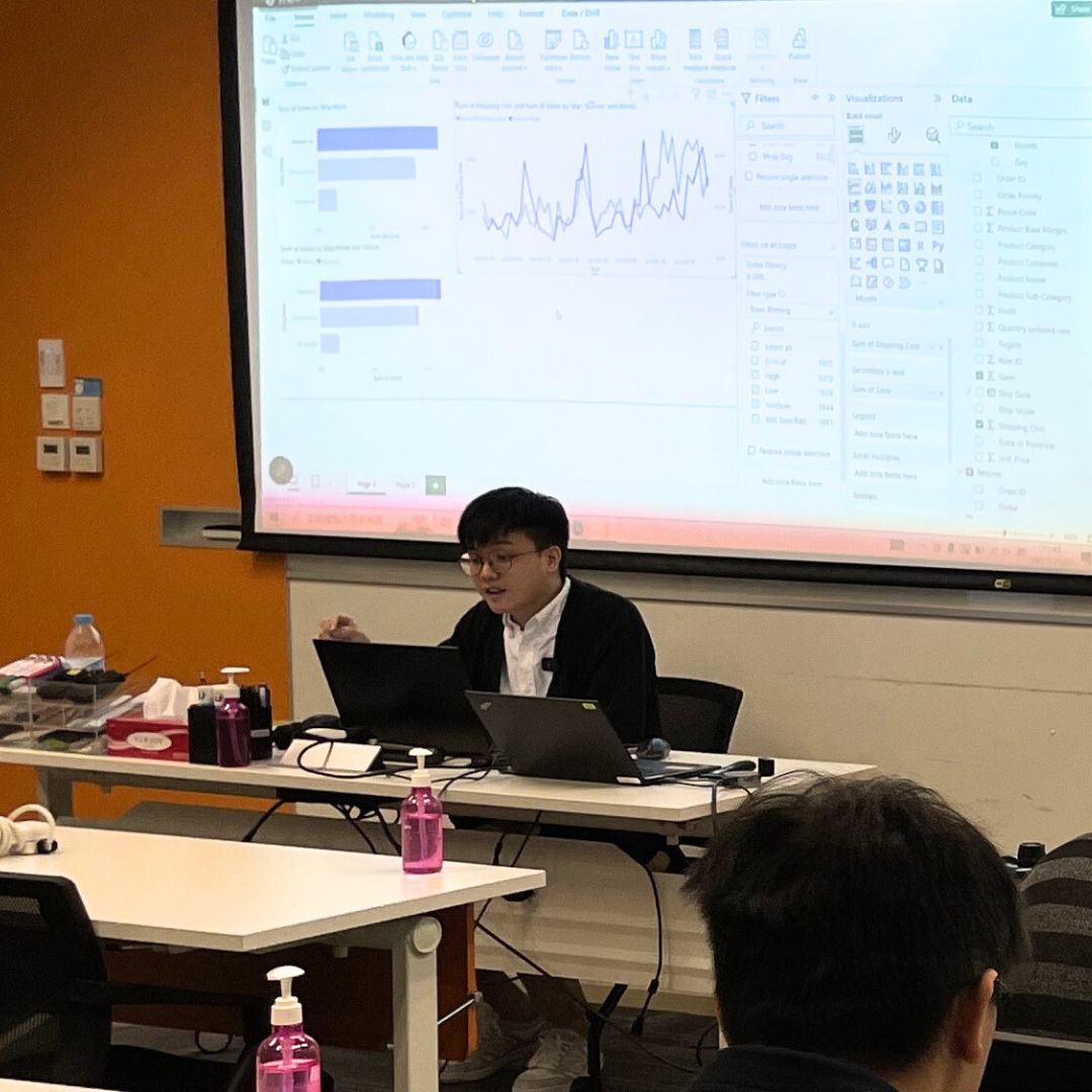 China Mobile HK: Data Analytics Training